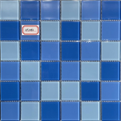 comprare Piastrelle di mosaico di vetro bianco blu impermeabile 303x303mm fabbricazione online