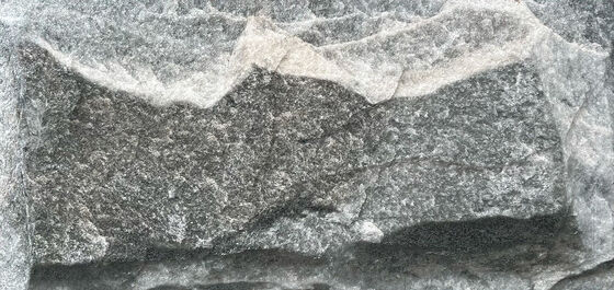 comprare Piastrelle tridimensionali per pareti esterne in matt grigio di 300x600 mm per villa e hotel fabbricazione online