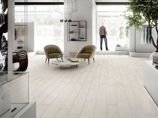 comprare mattonelle all'aperto di effetto di legno della porcellana di 15x90cm, mattonelle commerciali del bagno dello SGS di 9.5mm fabbricazione online