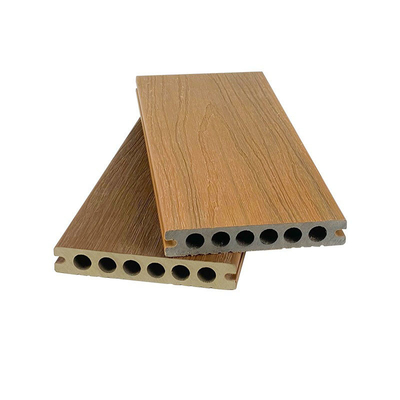 Bordi compositi di plastica di Decking di legno dell'estrusione di Co fuori della pavimentazione dell'HDPE rotondo del foro di 138x23mm