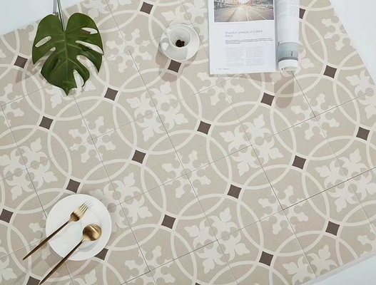 Piastrelle rustiche in ceramica beige da 20x20 cm per pavimenti interni