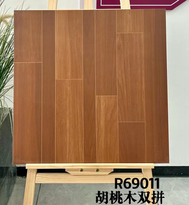 600x600mm Piastrelle in ceramica di legno retro anti-slip AAA per sala da pranzo marrone