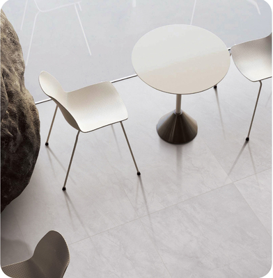 Decorazione 1200x600mm Pavimento esterno Anti-slip Piastrelle di porcellana vetrata morbida per ufficio W.A 0.5%
