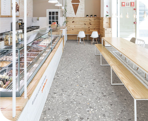 Grigio chiaro 60x120cm Pavimento esterno Terrazzo Piastrelle di decorazione in porcellana durevole per il cortile
