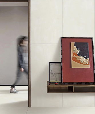 Piastrelle di porcellana da parete beige Moderne Piastrelle impermeabilizzabili a vetro morbido da 1200x600 mm Per il soggiorno
