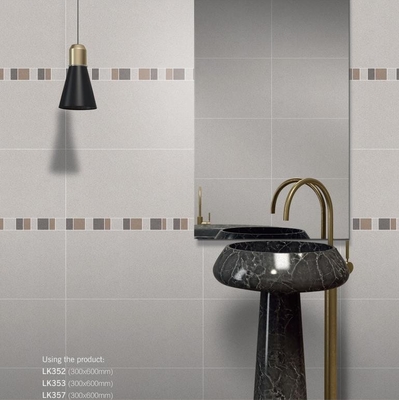 SGS Piastrelle interne e piastrelle di porcellana grigio 300x600mm per il decoro del balcone
