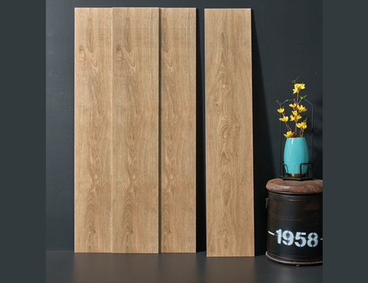 la porcellana di legno di spessore di 60Boxes/Plt 9.5mm piastrella il colore della crema di 250x1500mm